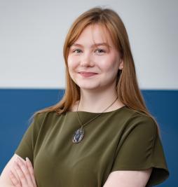 Максимцова Алёна Игоревна